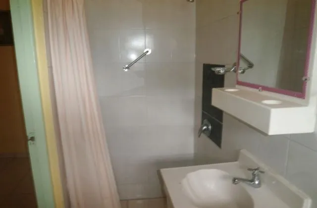 Hotel Mango Boca Chica chambre salle de bain